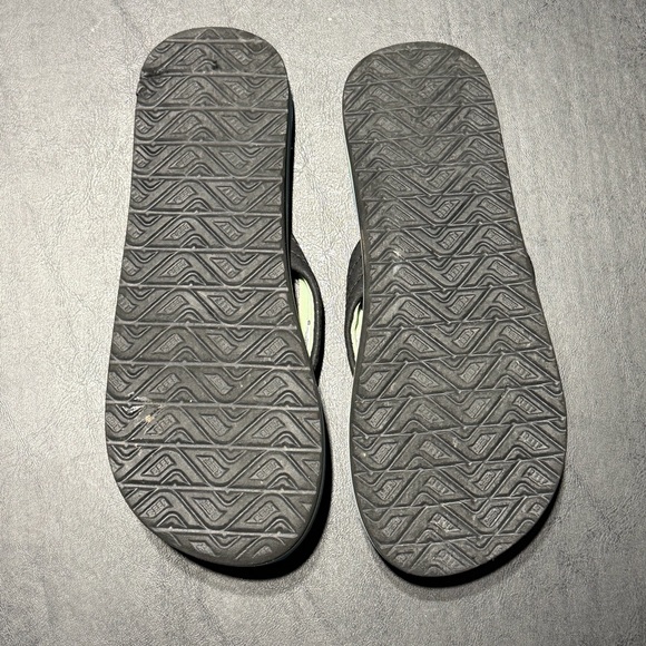 Girls Size 4 Reef Black and Blue Flip Flops - Picture 4 of 4